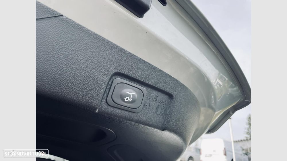 Ford Puma 1.0 EcoBoost MHEV ST-Line X - 20