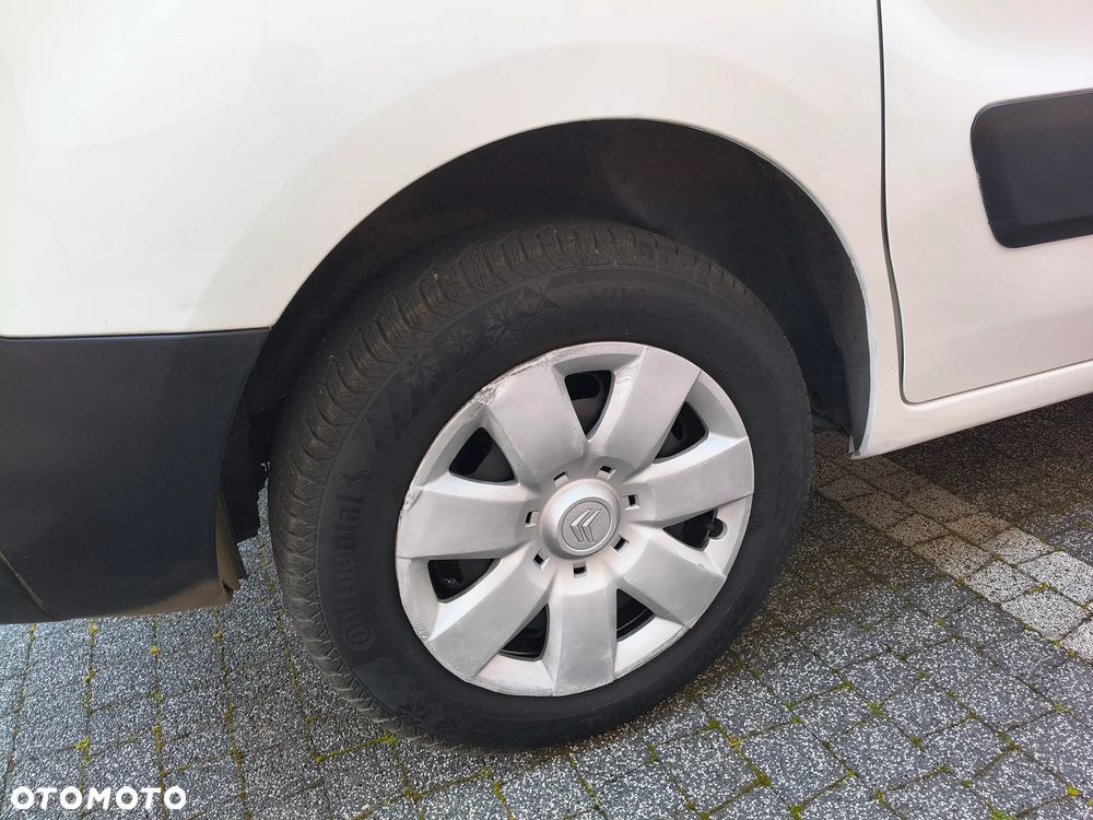Citroën BERLINGO 1.6 HDI (90KM) 5-BIEGÓW (L1H1) KLIMA WEBASTO STAN IDEALNY 100% BEZWYPADKOWY SERWIS KM NIE MA RDZY - 38