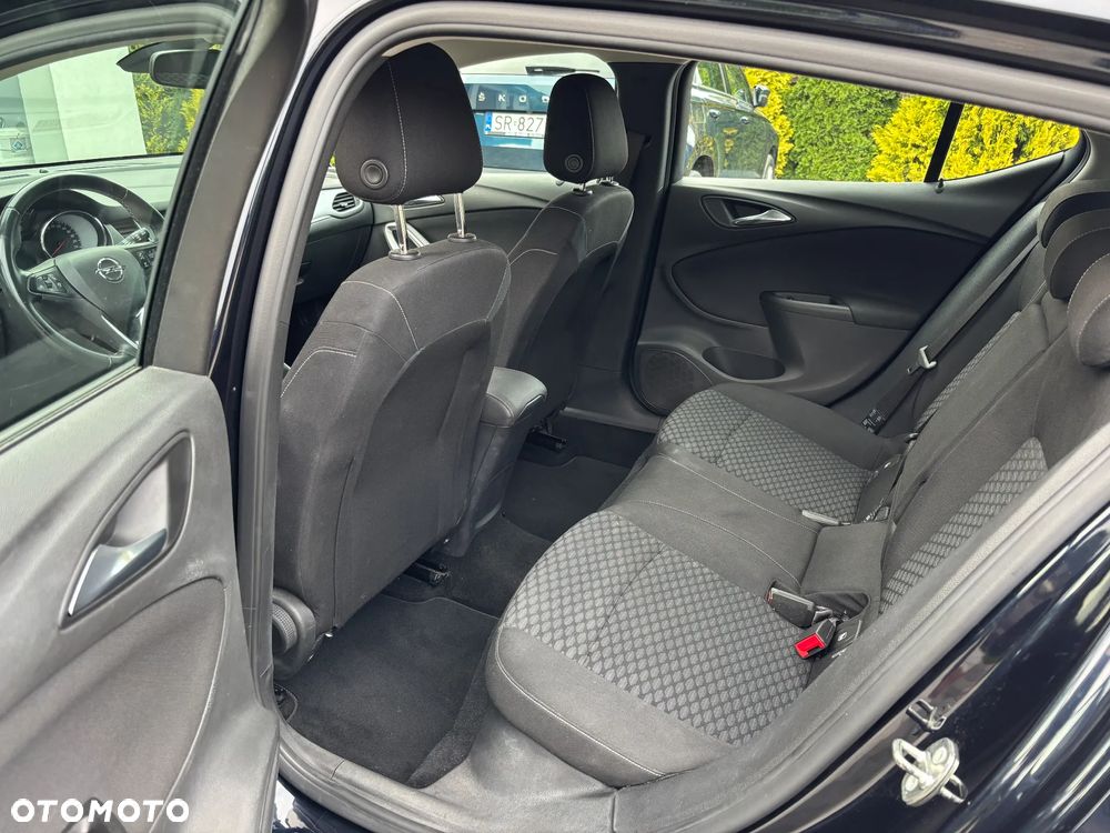 Opel Astra V 1.4 T Enjoy - 21