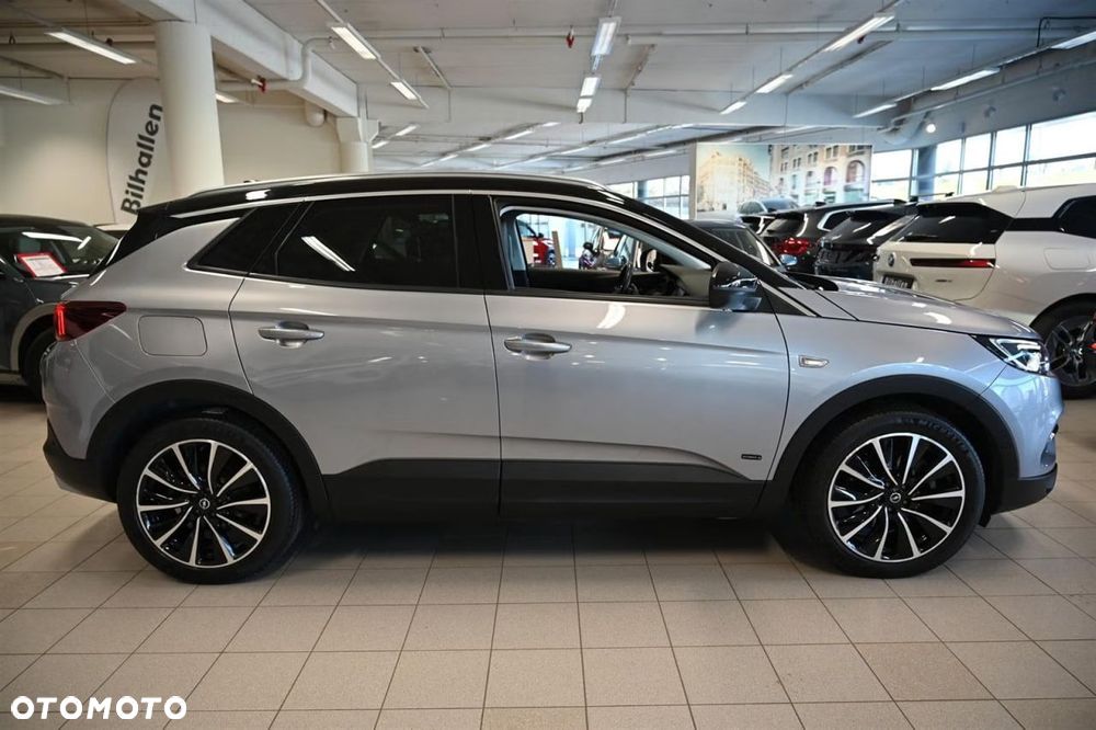 Opel Grandland X 1.6 T PHEV 4x4 Ultimate - 4