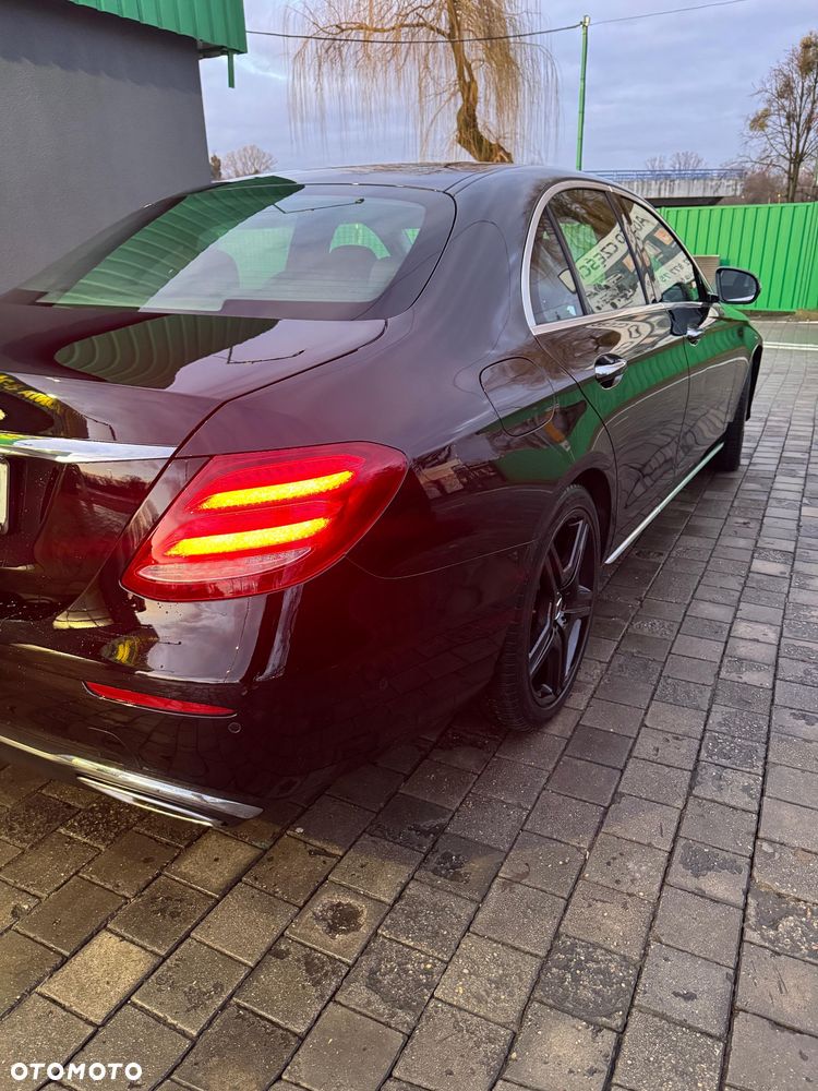 Mercedes-Benz E-Class 2016 photo 2