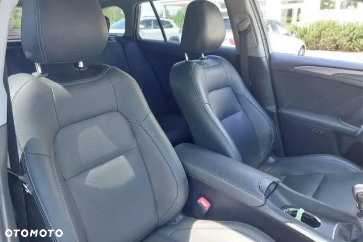 Toyota Avensis 2.0 D-4D Prestige - 21