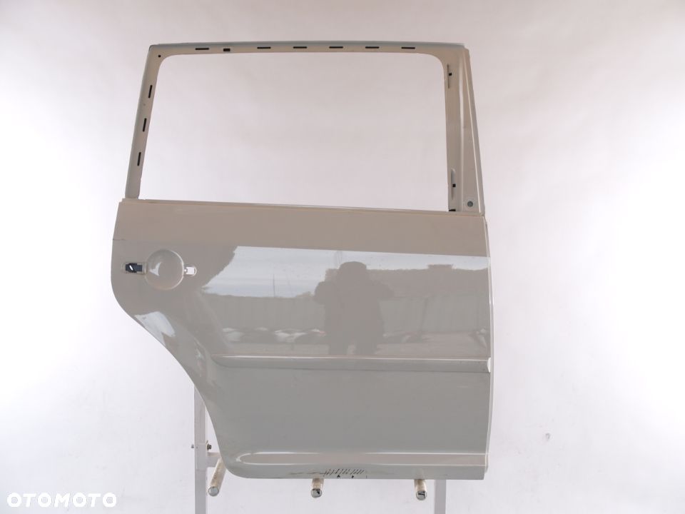 Volkswagen Touran Drzwi prawe tylne prawy tyl VW 03-10r