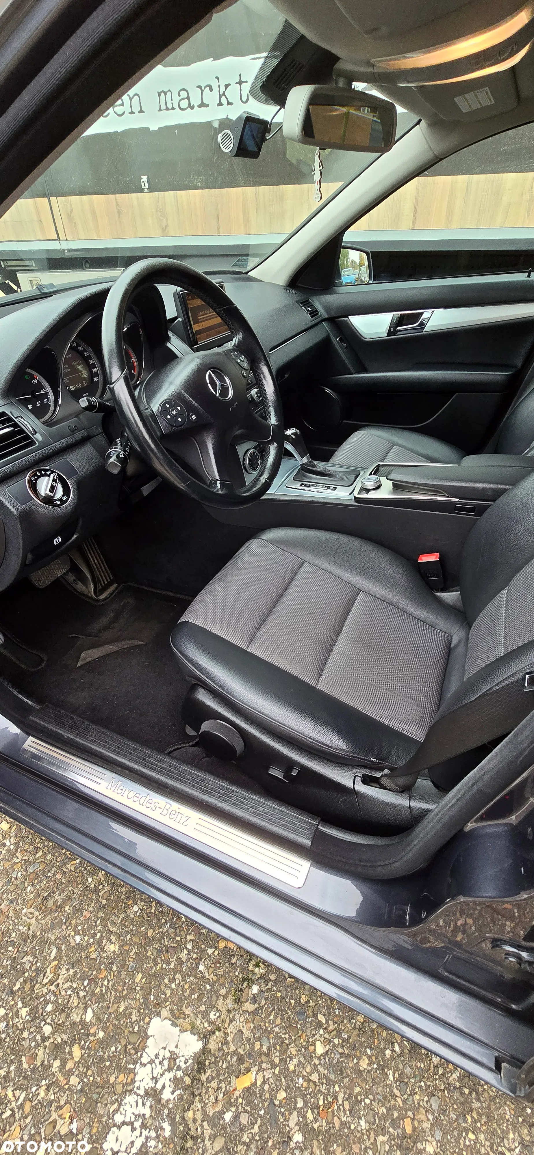 Mercedes-Benz Klasa C 250 CDI DPF Automatik BlueEFFICIENCY Avantgarde - 12