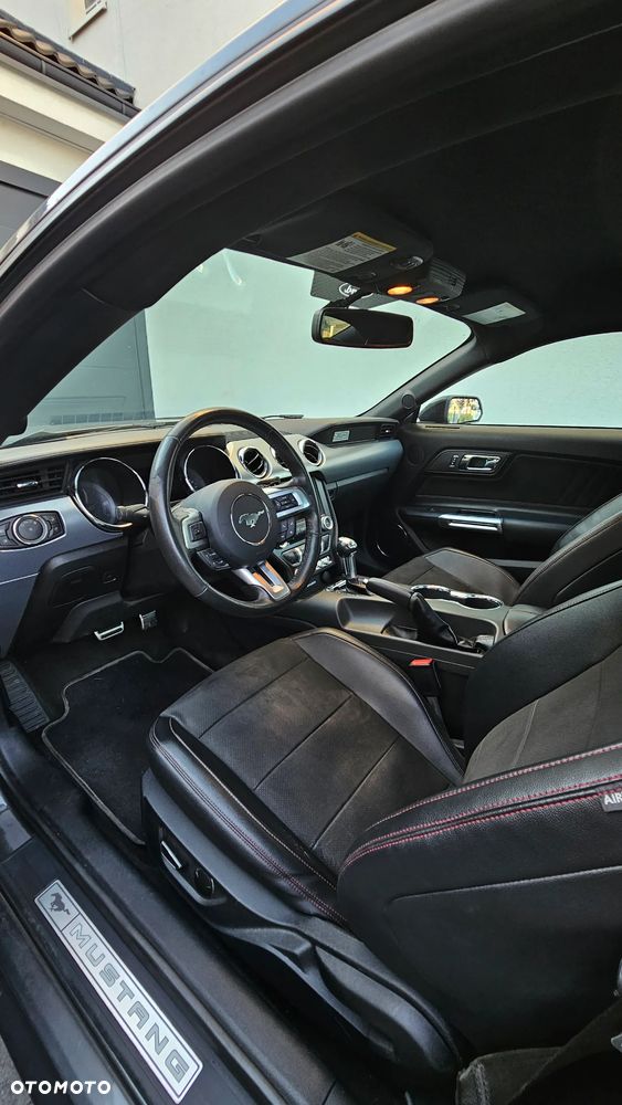 Ford Mustang 5.0 V8 GT - 11