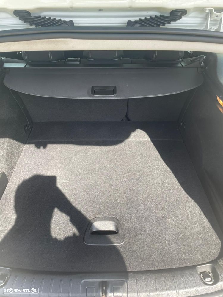 Fiat Tipo Station Wagon 1.6 M-Jet Lounge - 17