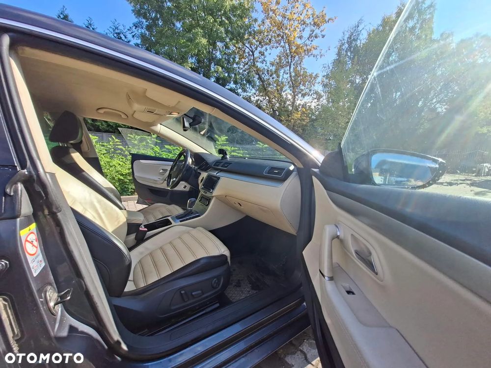 Volkswagen Passat - 29