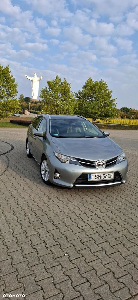 Toyota Auris - 25