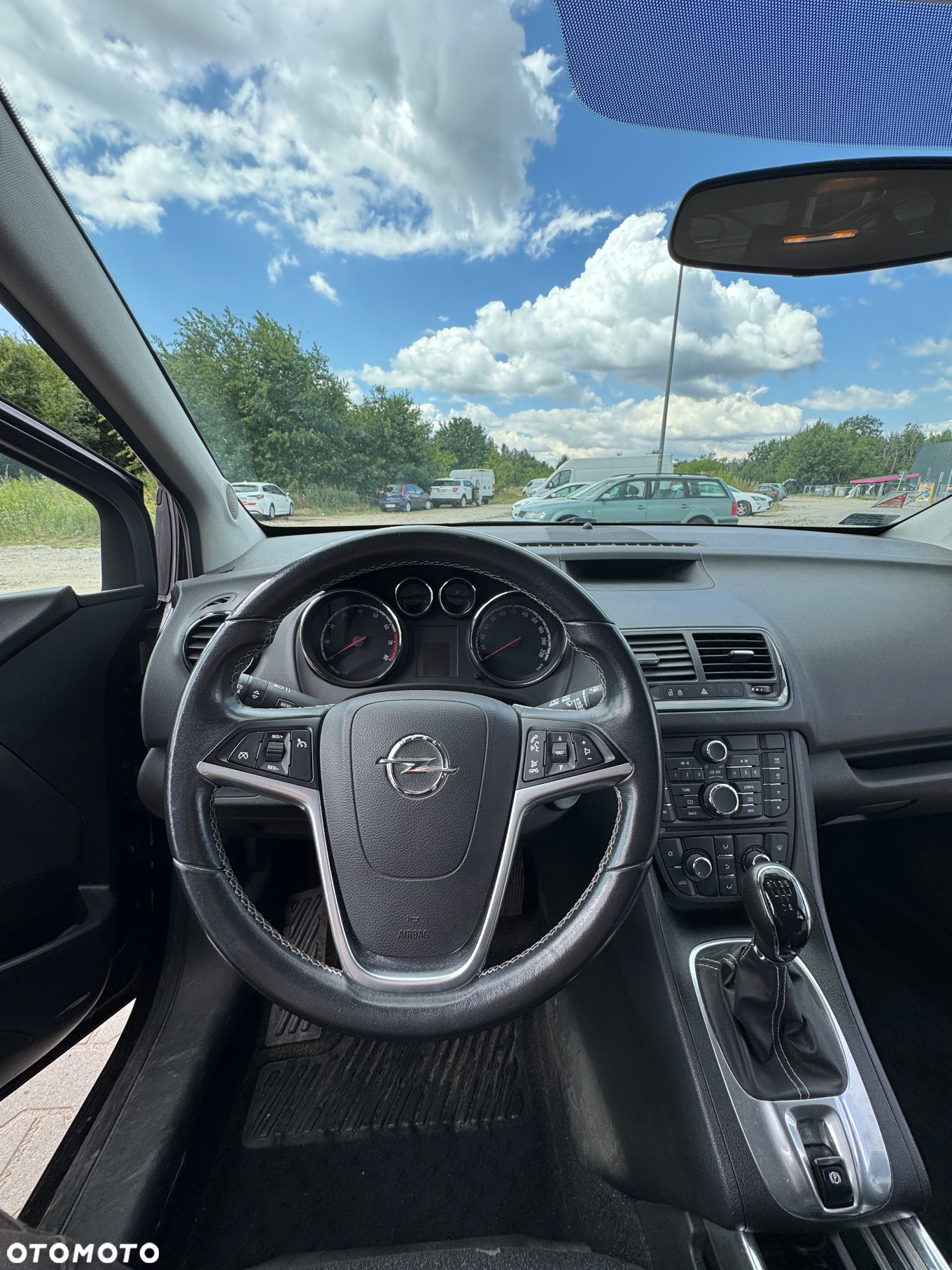 Opel Meriva - 10