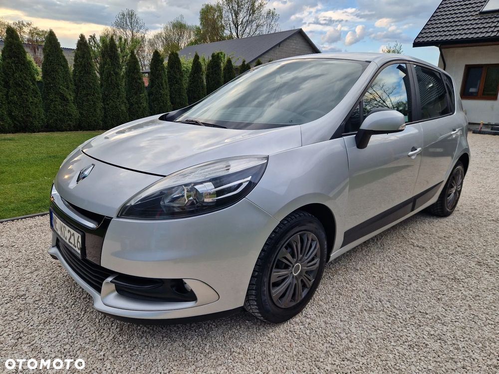 Renault Scenic 1.6 16V 110 TomTom Edition - 11