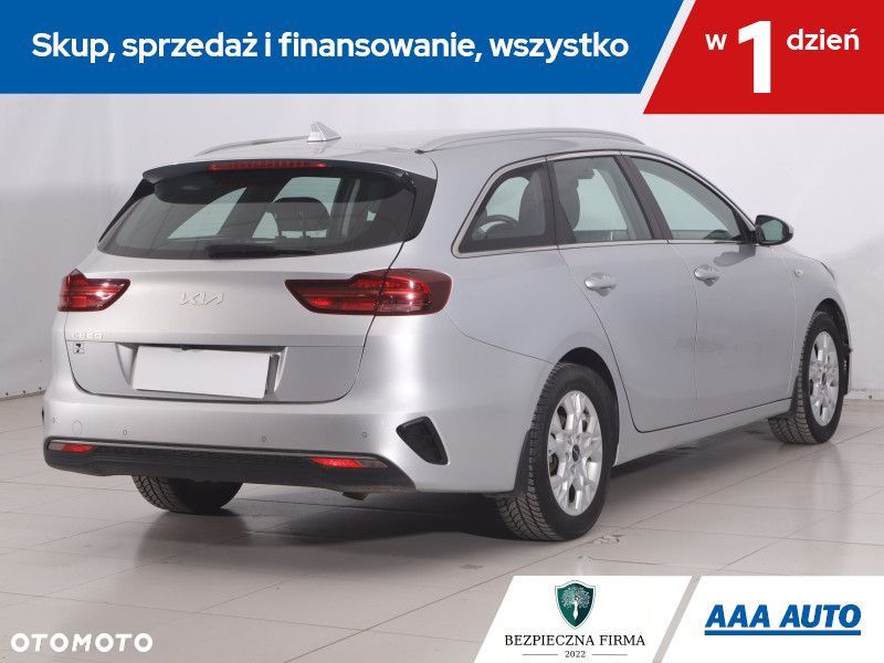 Kia Ceed - 7