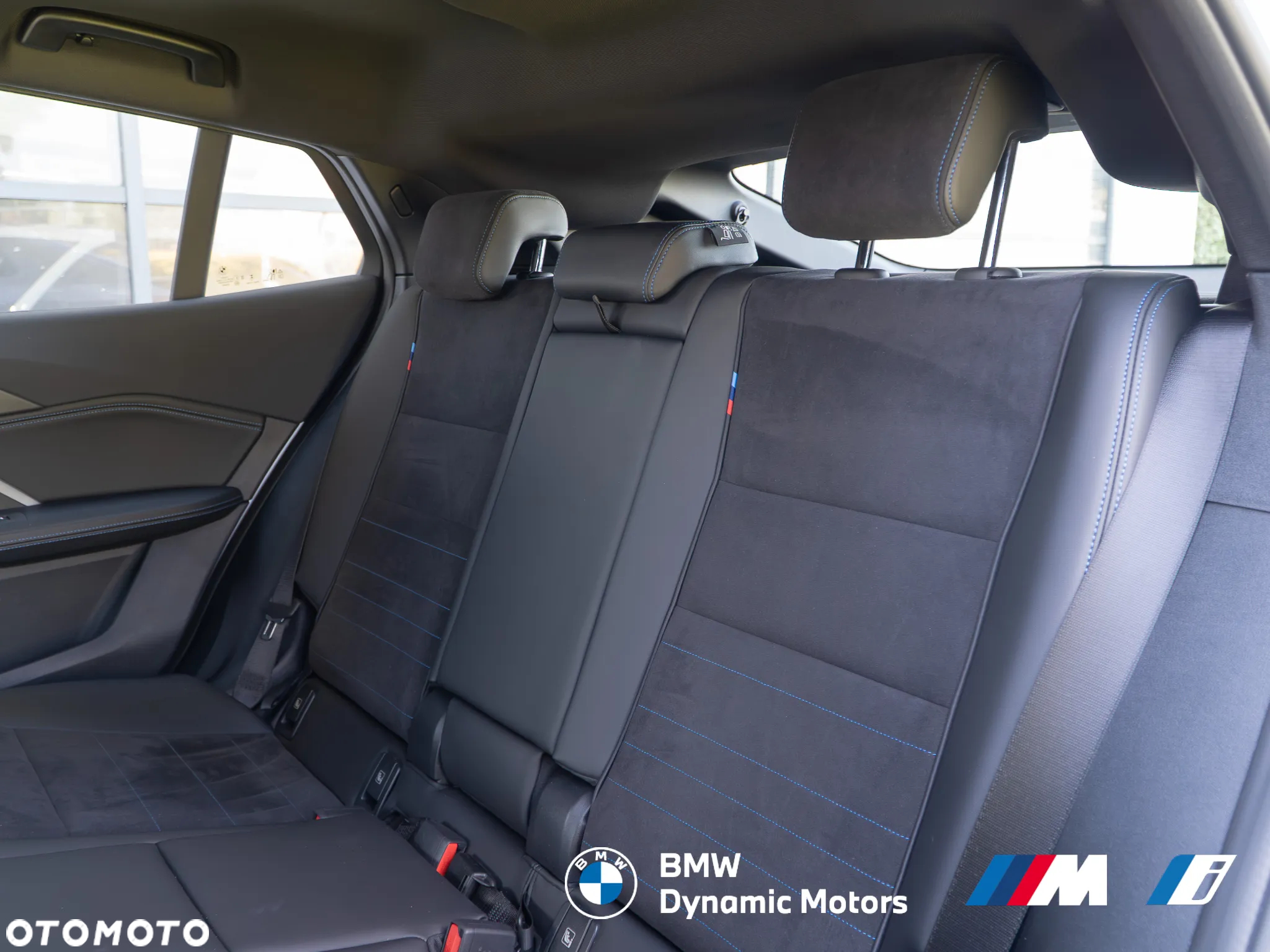 BMW iX2 - 26