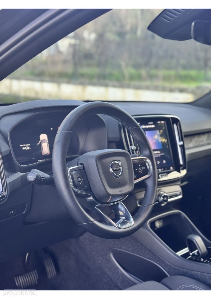 Volvo XC 40 Recharge 82 kWh Single M. Extended Range RWD Plus - 7