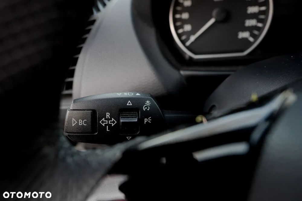 BMW Seria 1 118d Sport Line - 19