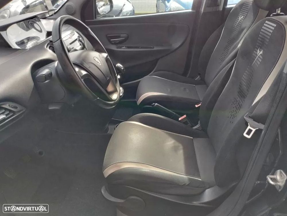 Lancia Ypsilon 1.2 S&S Gold - 11