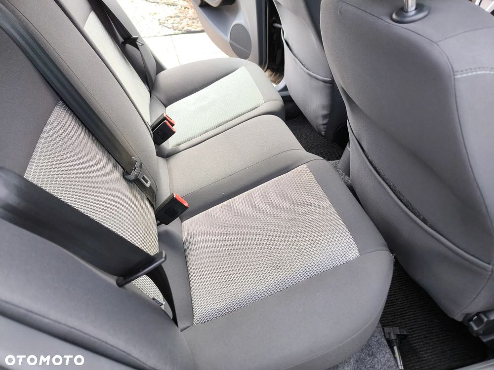 Seat Ibiza 1.4 16V Style - 26