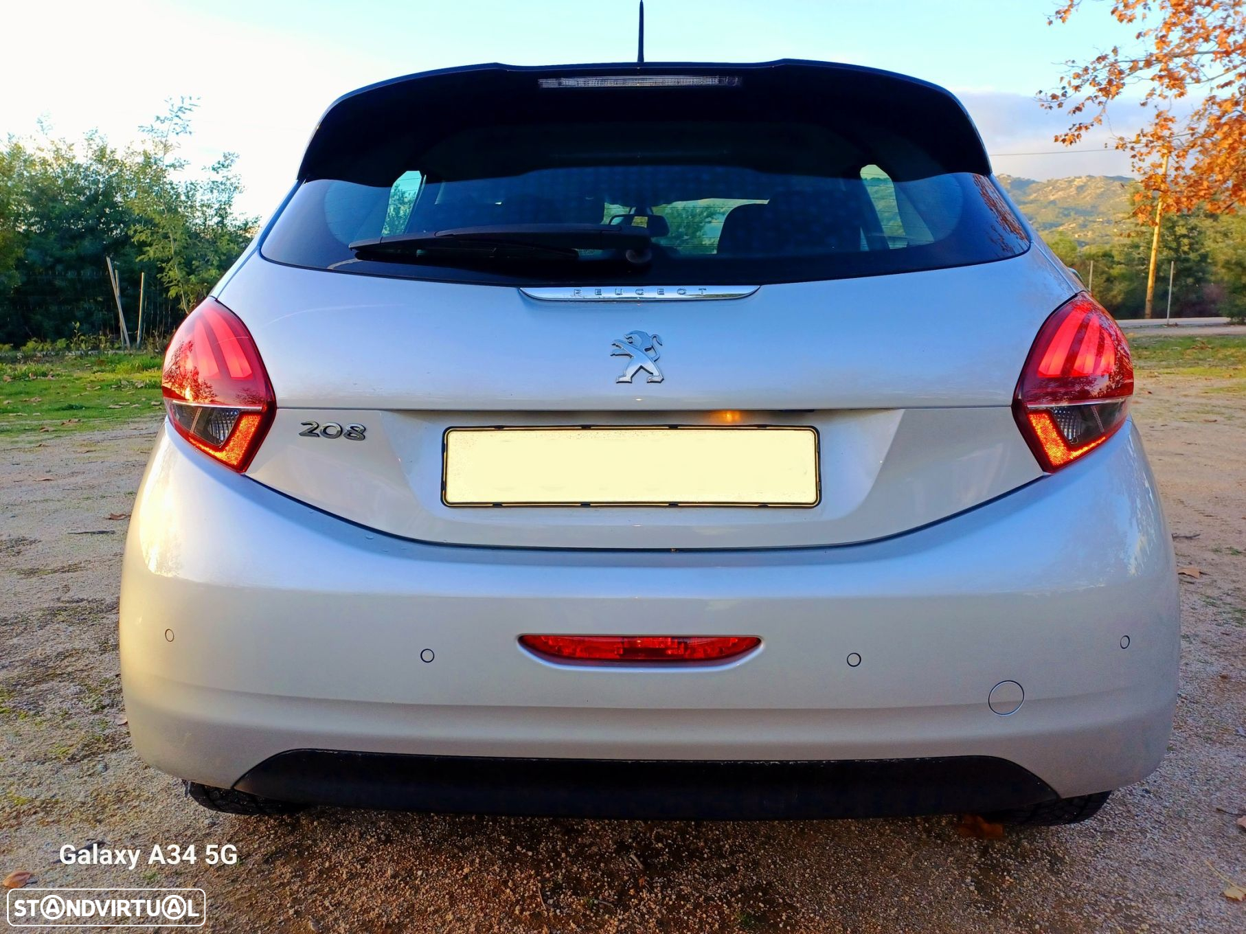 Peugeot 208 1.6 BlueHDi Style - 5