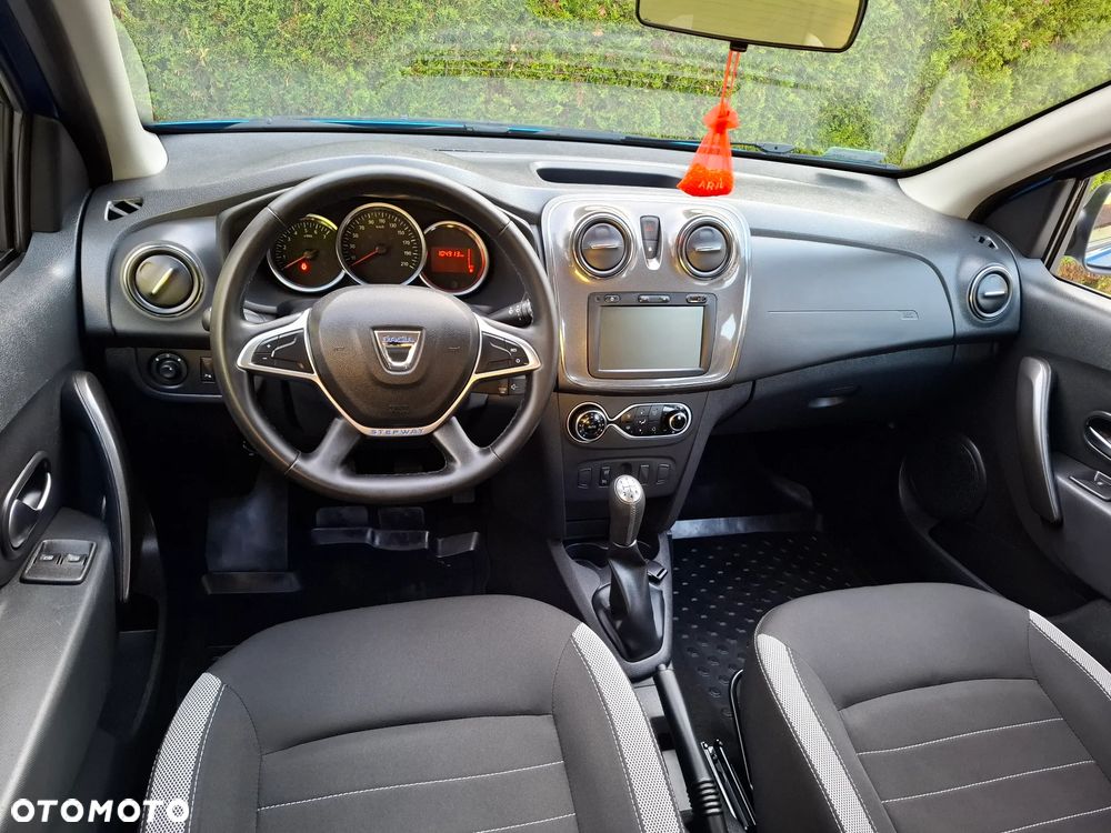 Dacia Sandero Stepway - 12