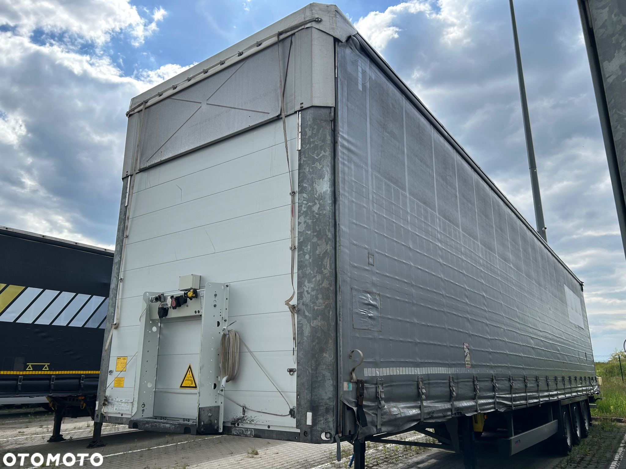 Schmitz Cargobull - - 3