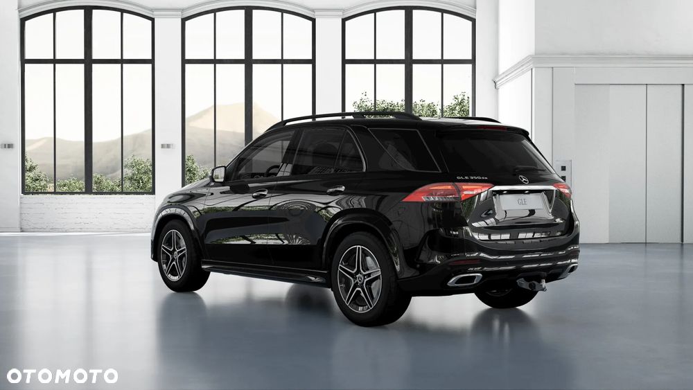 Mercedes-Benz GLE 300 d 4Matic 9G-TRONIC AMG Line - 3