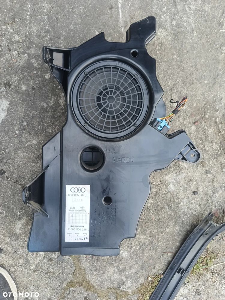 GŁOŚNIK SUBWOOFER AUDI A3 8P 8P3035382 - 1