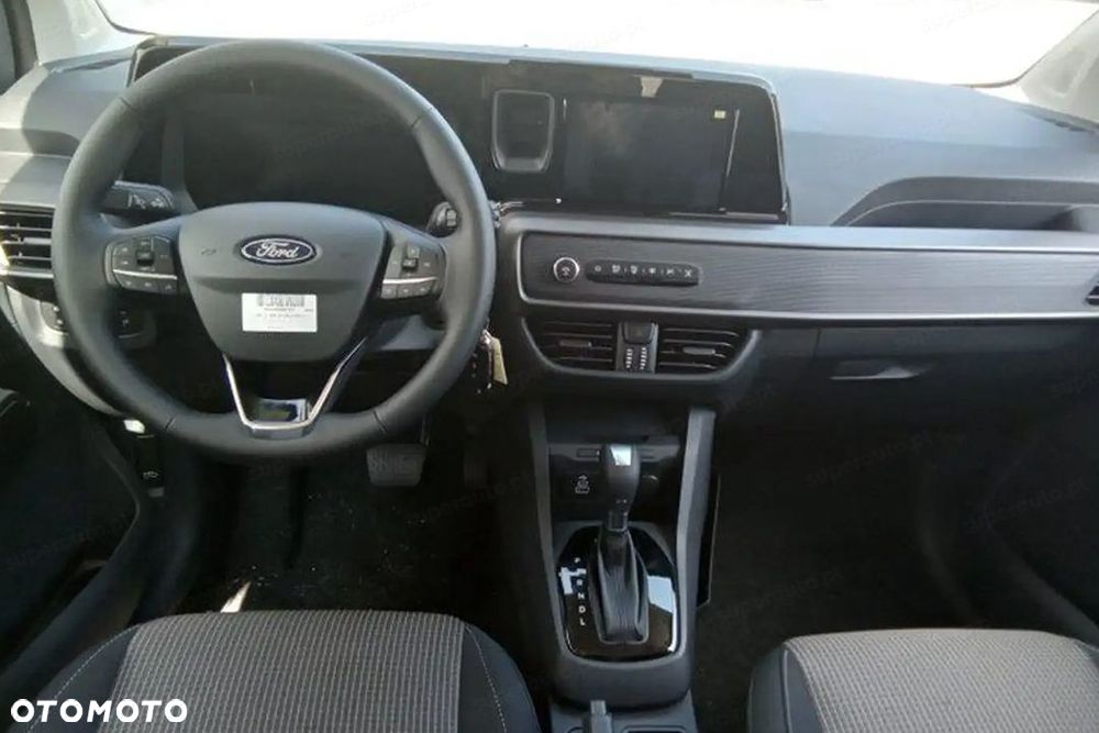 Ford Tourneo Courier - 10