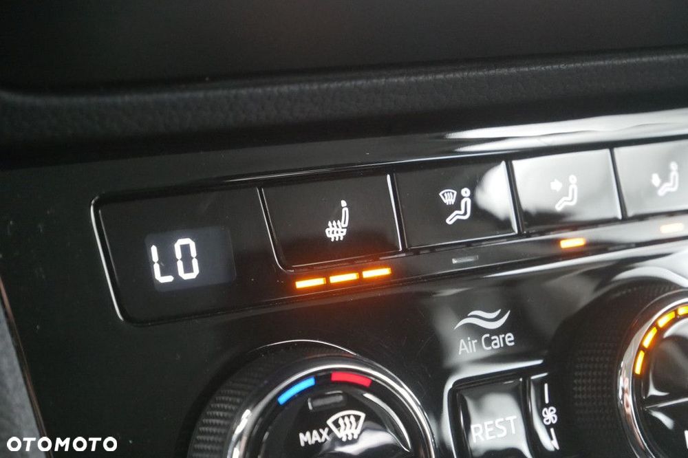 Skoda Superb 2.0 TSI Ambition DSG - 21