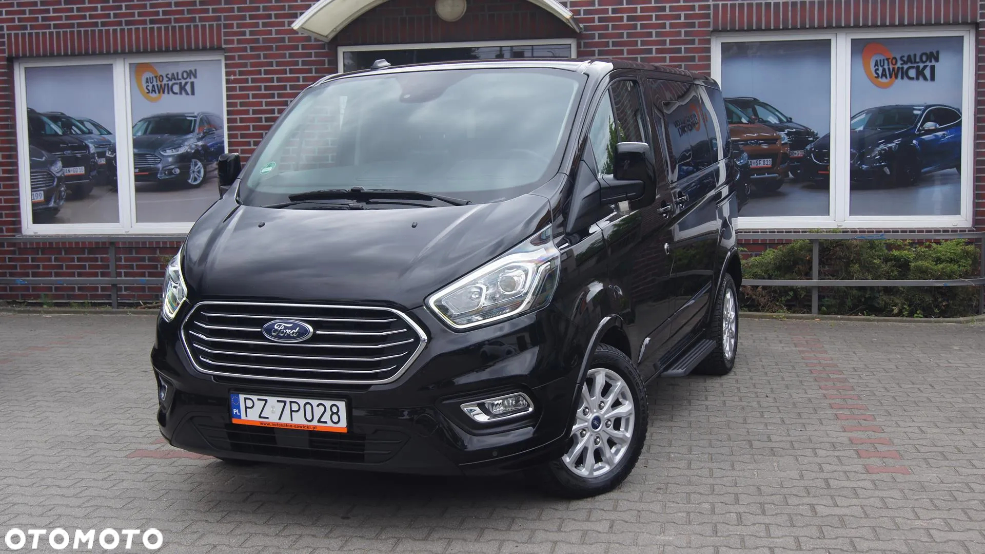 Ford Tourneo Custom 2.0 EcoBlue L1 Titanium X - 2