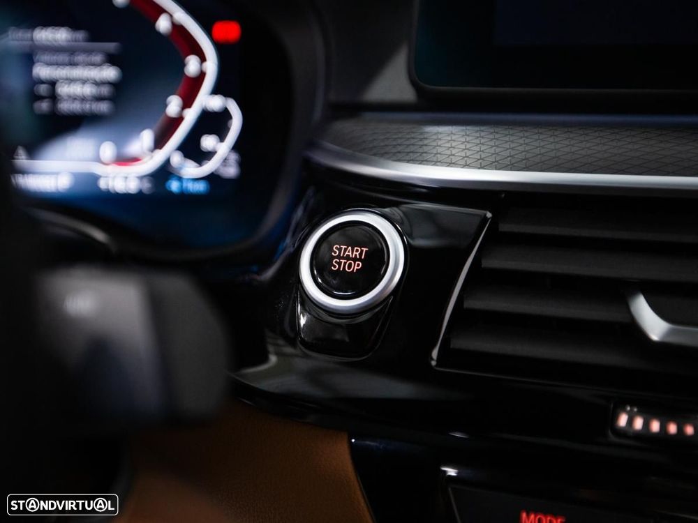 BMW 530 e Pack 50 anos M - 19