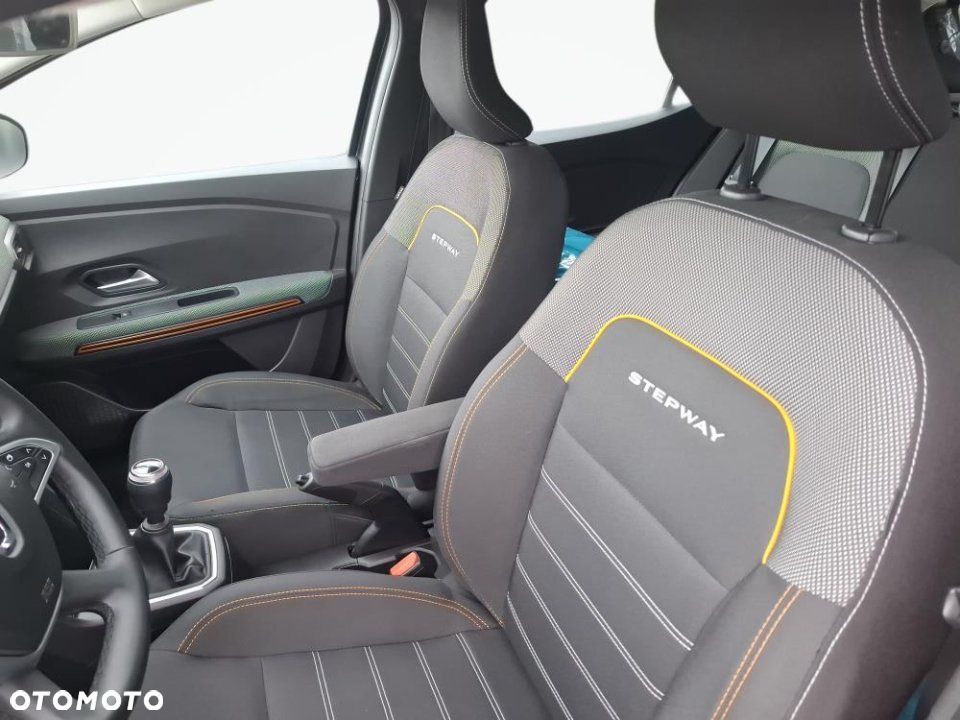 Dacia Sandero - 12