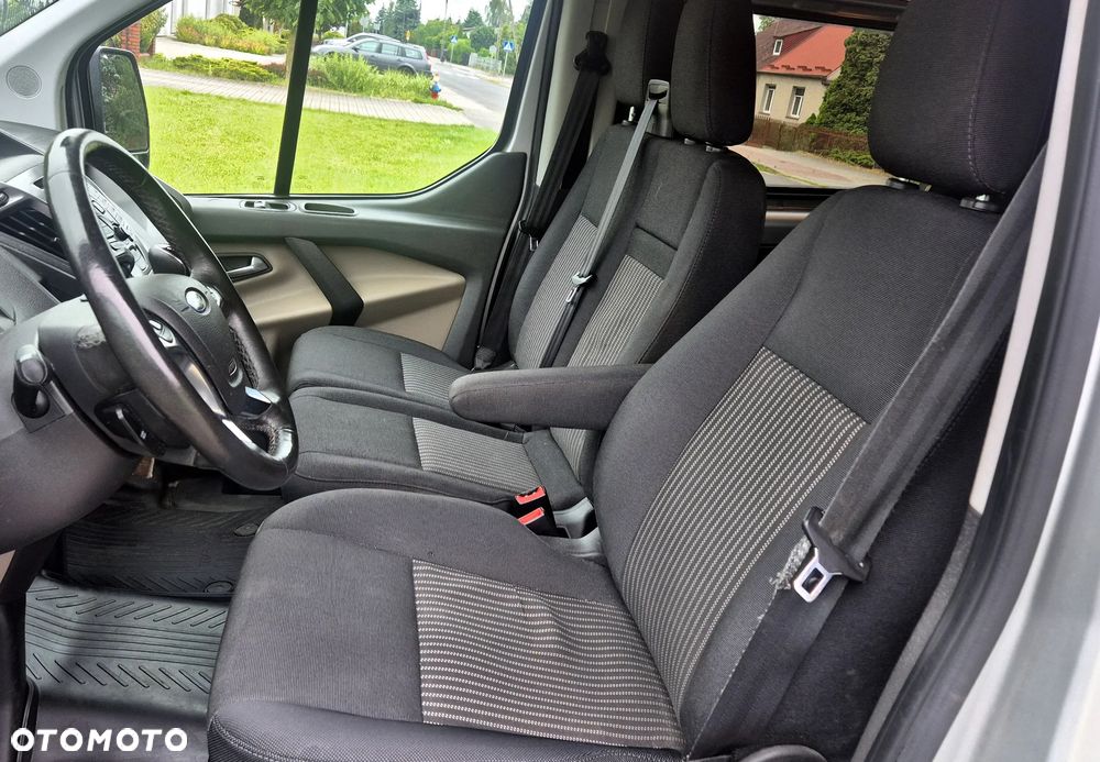 Ford Transit Custom - 11