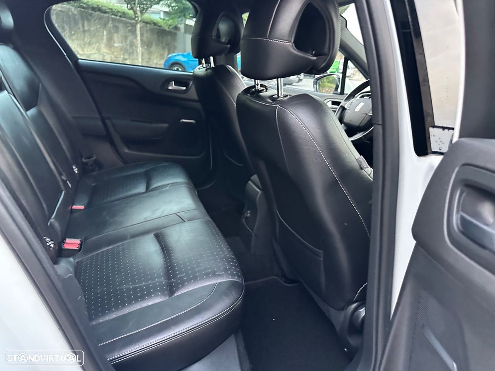 DS DS4 2.0 BlueHDi Sport Chic - 47