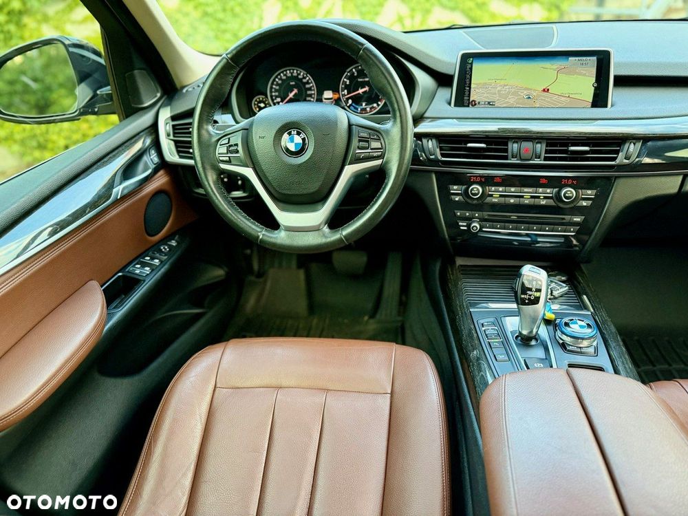 BMW X5 xDrive35i Sport-Aut - 17