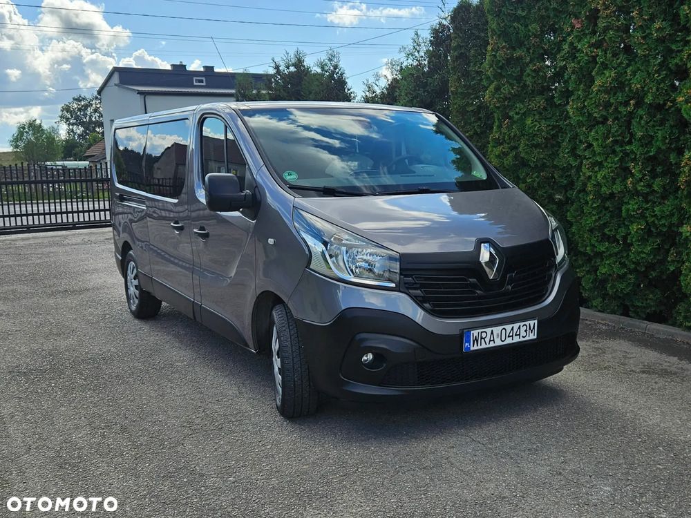 Renault Trafic 2016 photo 2