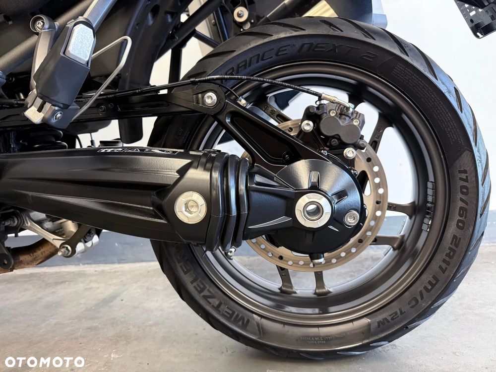 Triumph Tiger - 8