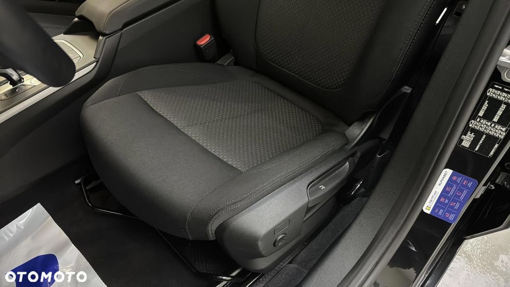 BMW Seria 1 118i Advantage - 13