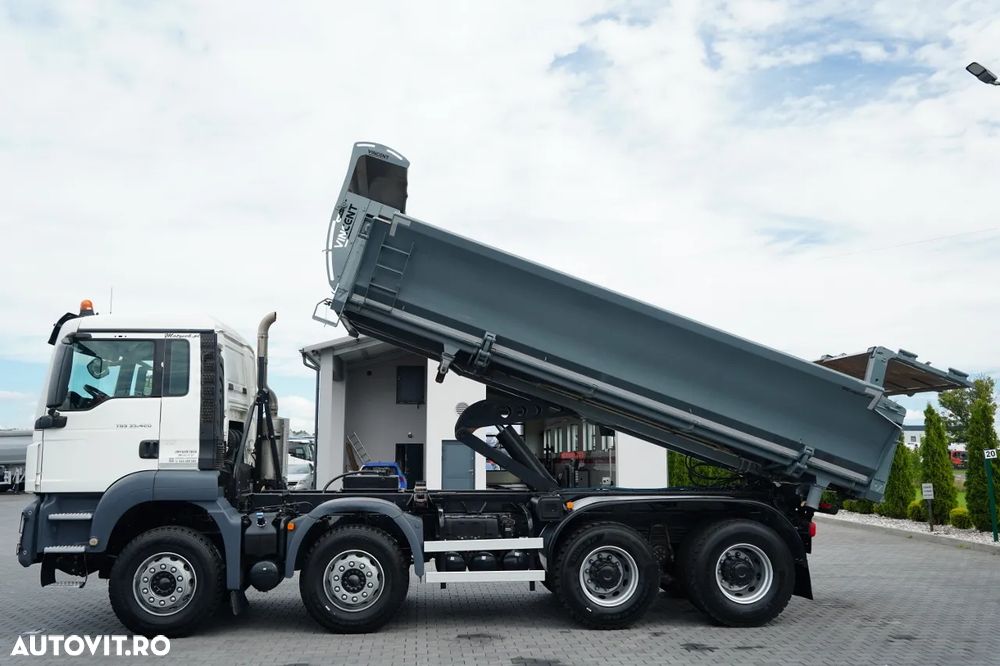 MAN TGS 35.420 / 8X4 / BASCULĂ CU 2 LATE - 6 M / LATERALĂ HIDROBRATĂ / BORDMATIC / VINCENT / EURO 6 - 3
