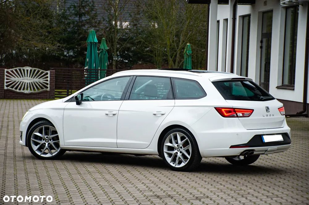 Seat Leon 2.0 TDI DPF Start&Stop DSG FR - 17