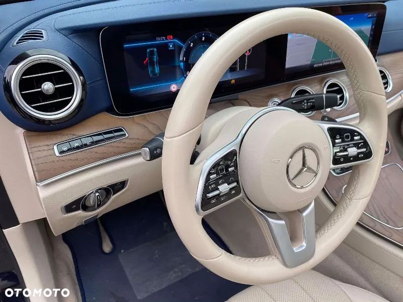 Mercedes-Benz Klasa E 300 d 9G-TRONIC - 7