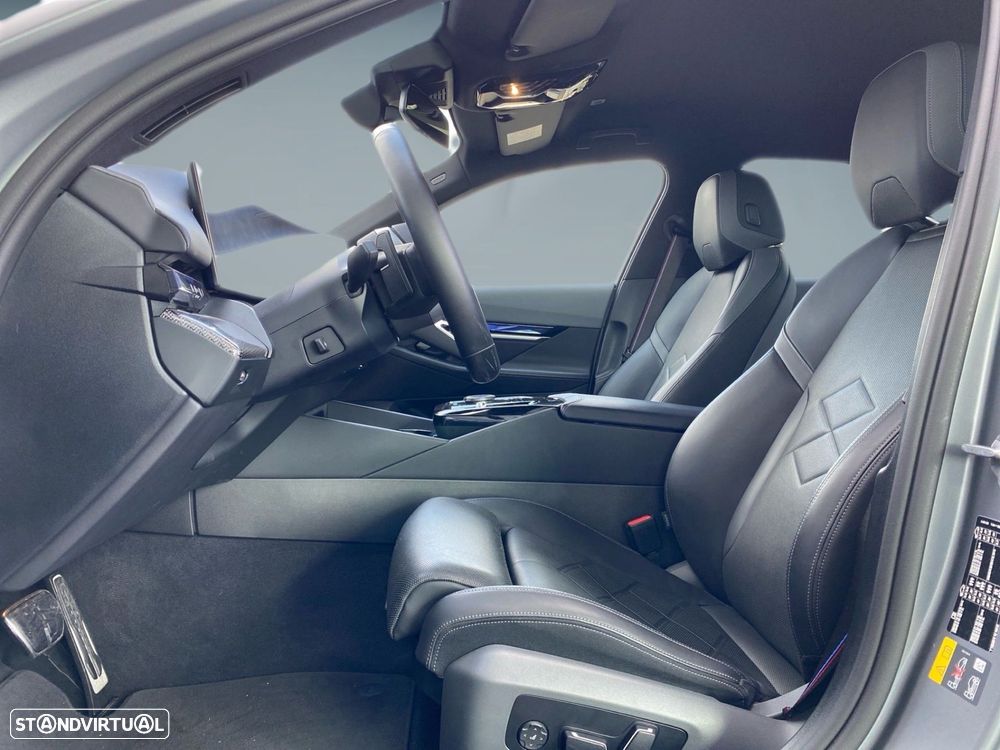 BMW i5 M60 xDrive Pack Desportivo M Pro - 3
