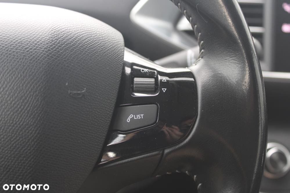 Peugeot 308 - 26