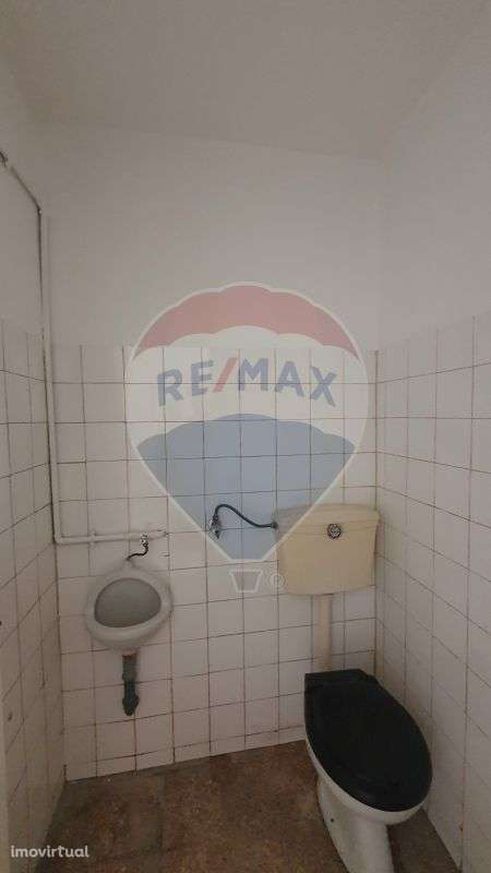 Loja T0 para arrendamento - Grande imagem: 2/6