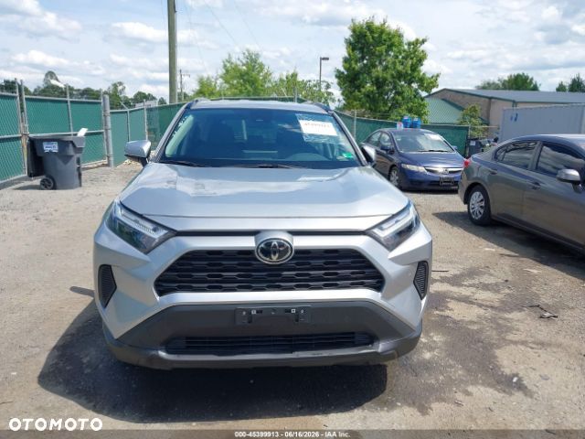 Toyota RAV4 - 3