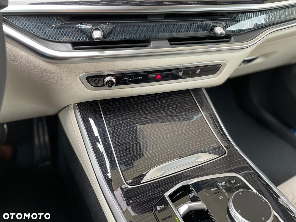 BMW X5 - 28