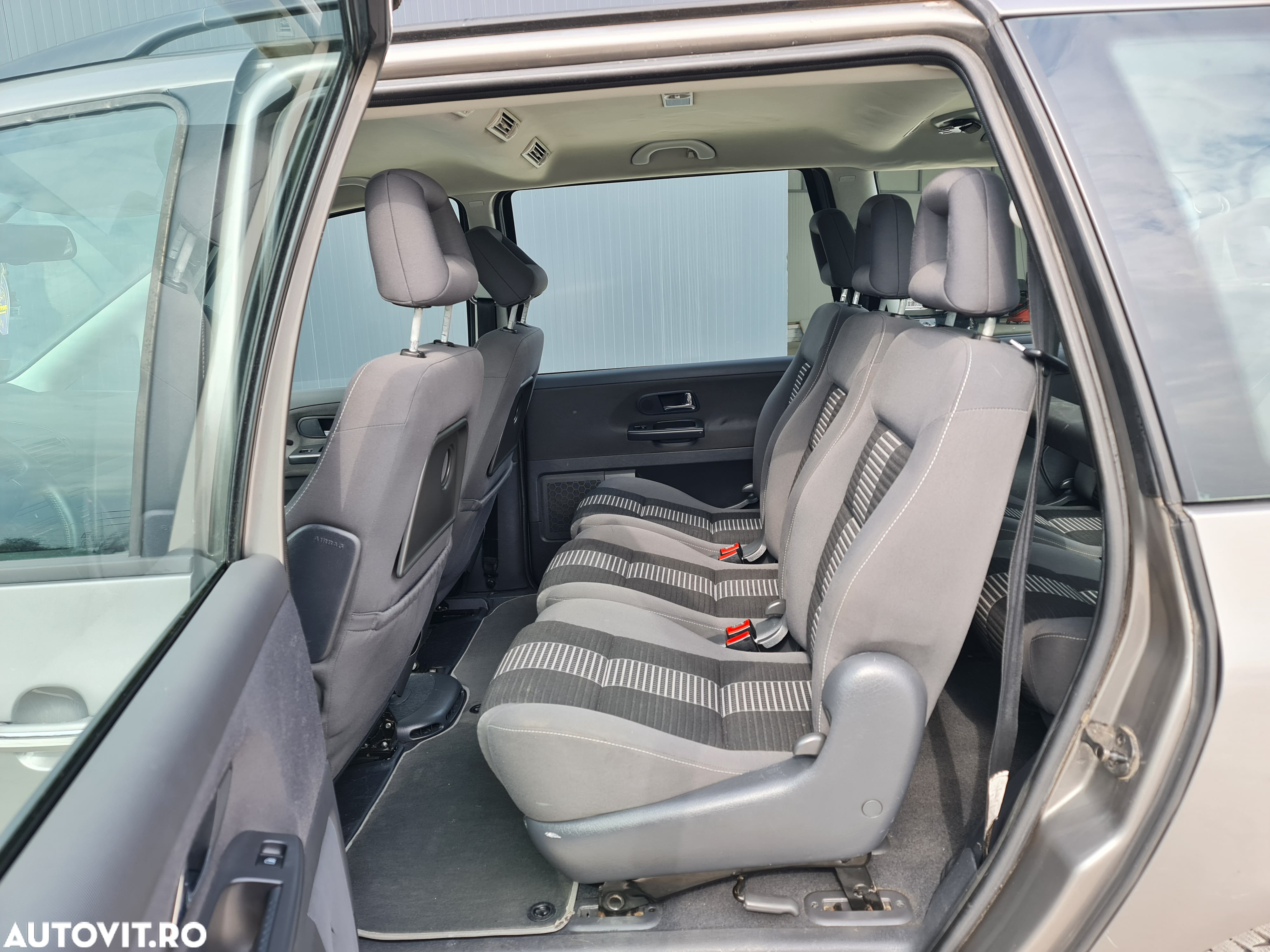 Volkswagen Sharan 2.0 TDI United - 9