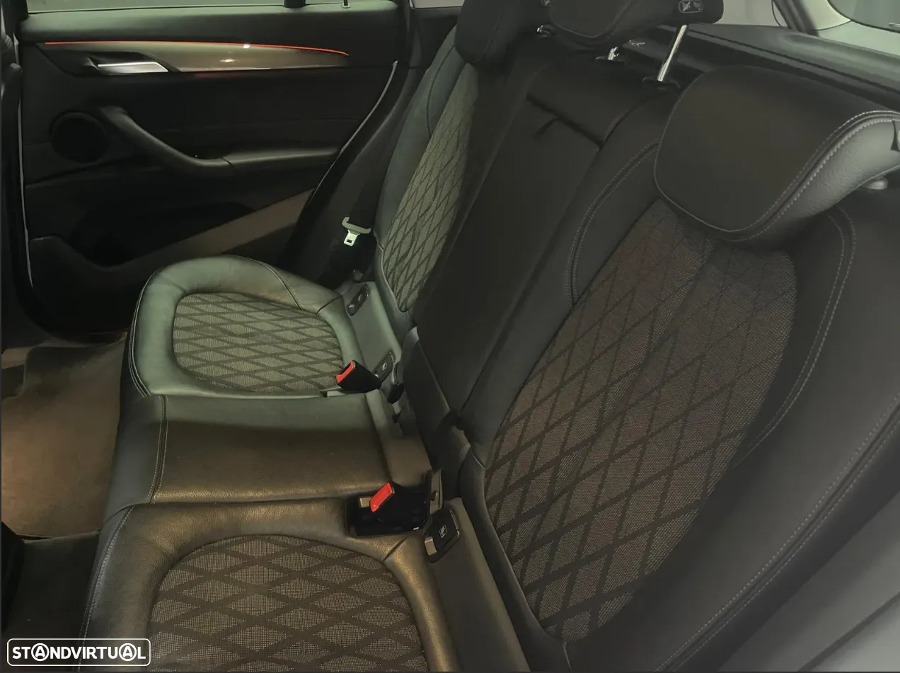 BMW X1 16 d sDrive Advantage - 14