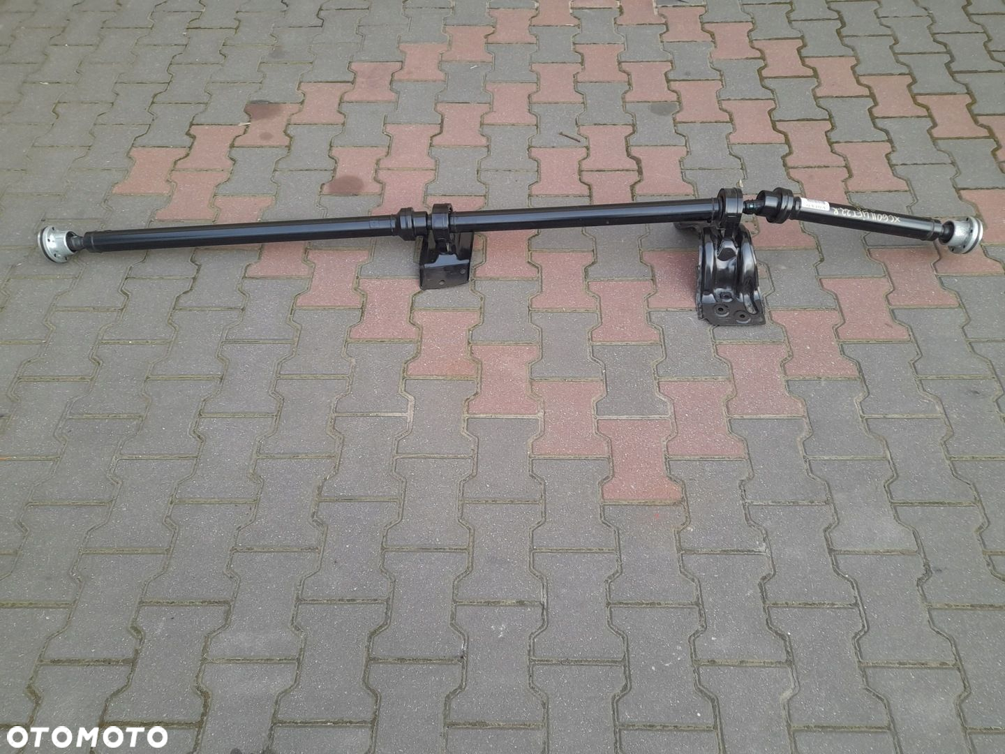 WAŁ NAPĘDOWY 32249774 VOLVO XC60 II 2.0 B5B 2022R - 2