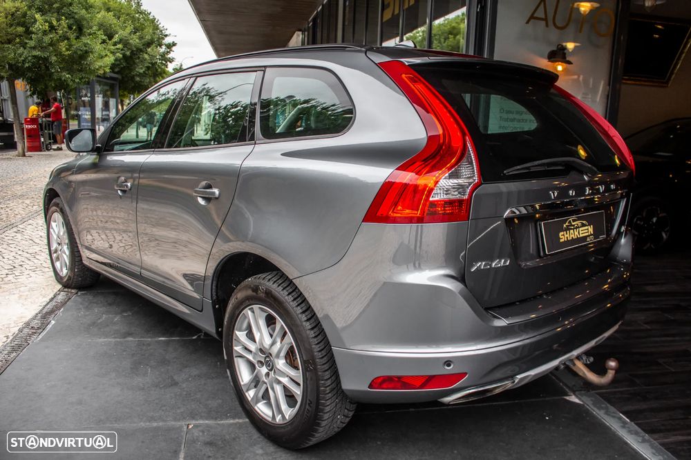 Volvo XC 60 2.0 D4 Inscription - 3