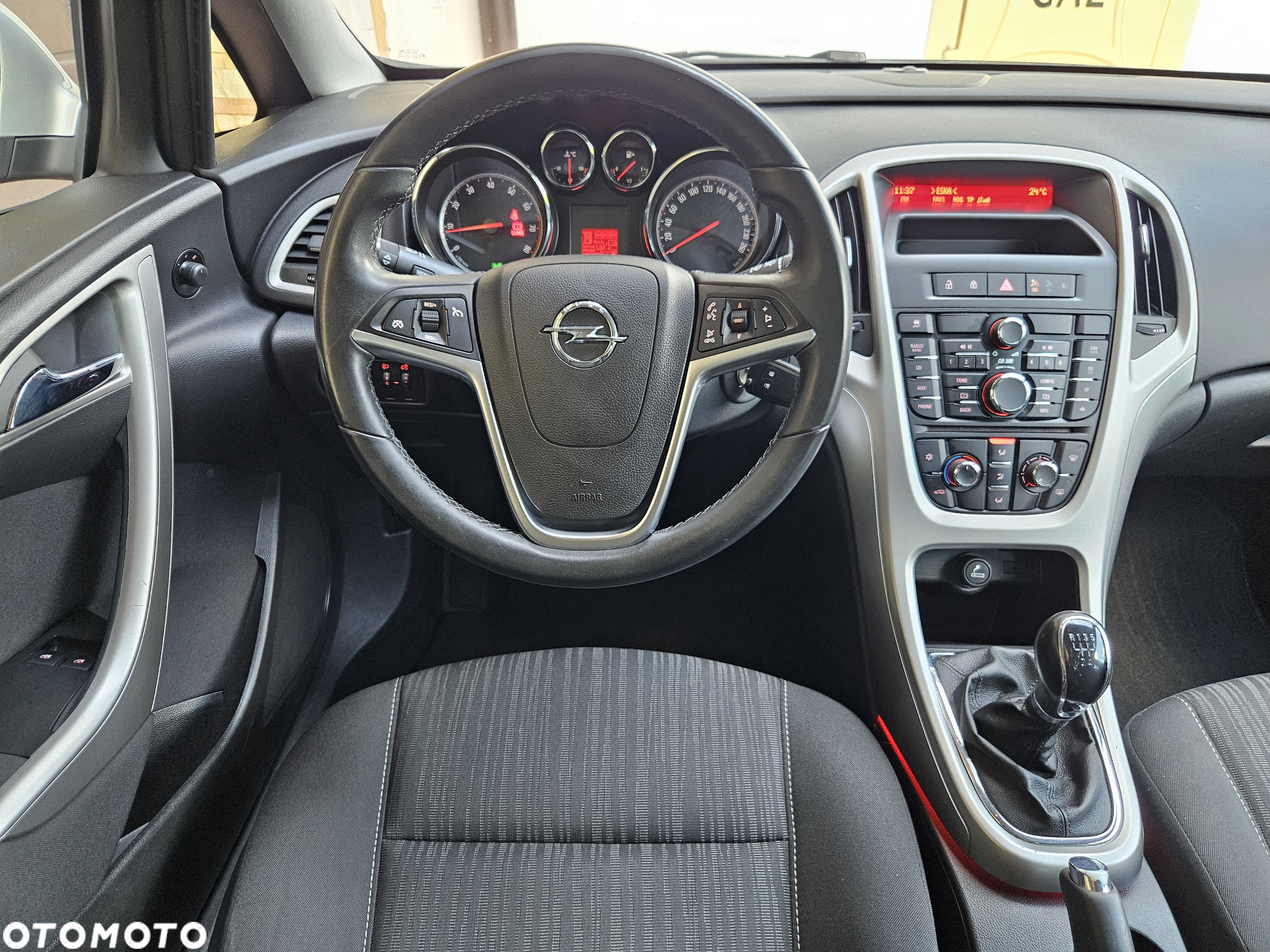 Opel Astra - 9