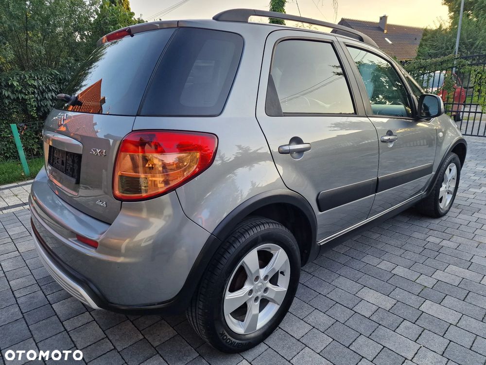 Suzuki SX4 1.6 VVT 4x4 Comfort - 10